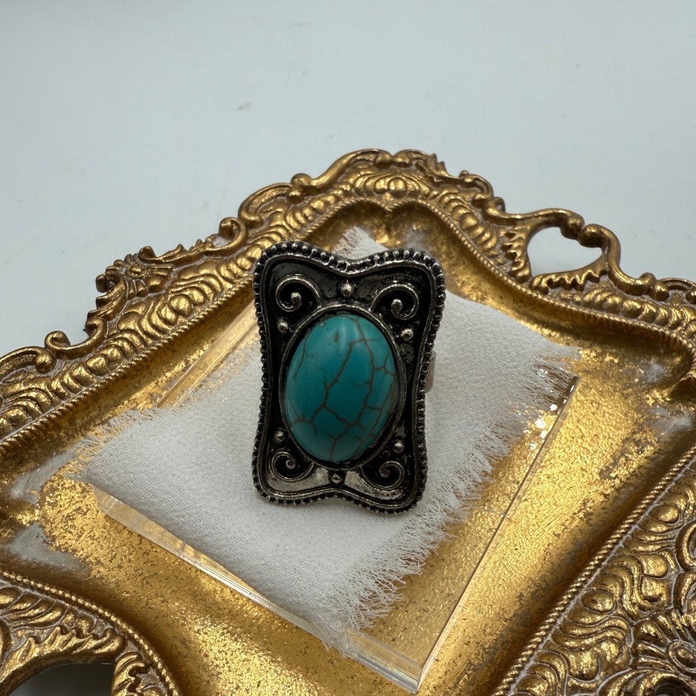 Vintage Faux Turquoise Statement Ring Silver Tone Ornate Scroll‎ Adjustable Band